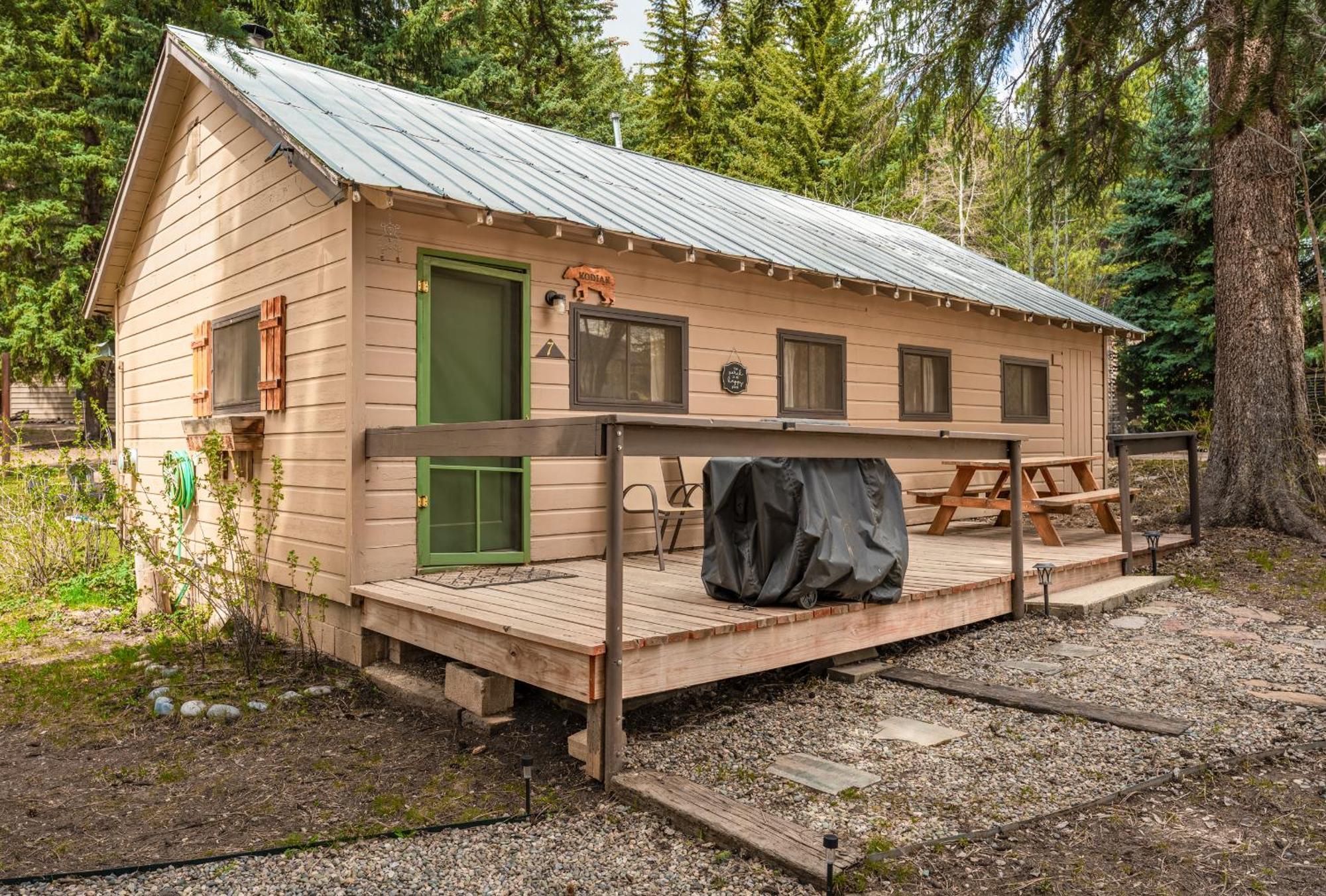 Bear Paw Lodge & Vacation Homes Vallecito المظهر الخارجي الصورة